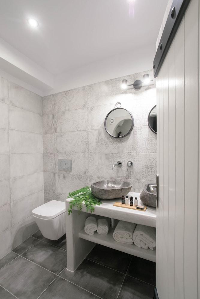 Kissos Luxury Suites Naxos City 외부 사진
