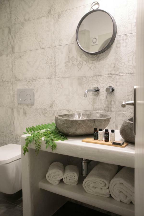 Kissos Luxury Suites Naxos City 외부 사진